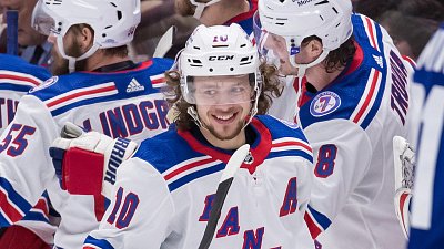 Артемий Панарин установил снайперский рекорд в чемпионате НХЛ