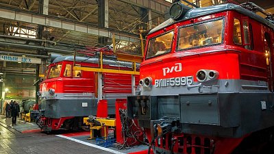 Челябинский завод в 2024 году планирует отремонтировать 477 секций электровозов