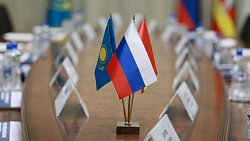 Алексей Текслер на встрече с послом Казахстана в РФ предложил варианты транзита грузов на Китай