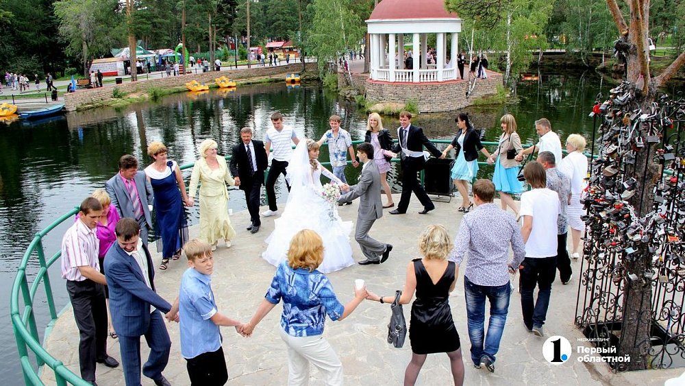 210 свадеб сыграли в Челябинской области в зеркальную дату в феврале