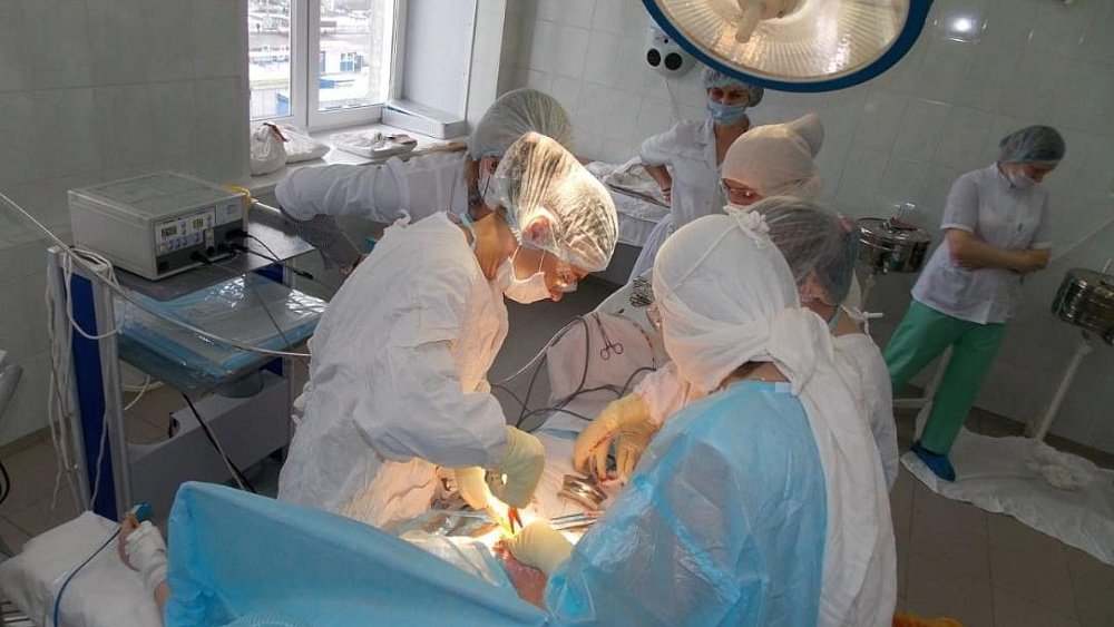 Челябинские врачи успешно приняли роды у женщины с вросшей плацентой