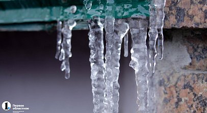 Физик Сергей Замоздра: «Удар сосульки сопоставим с ударом молотка»