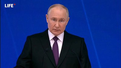 Владимир Путин предложил запустить программу «Земский работник культуры»