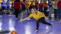 В Челябинске прошел турнир по боулингу в помощь онкобольным детям