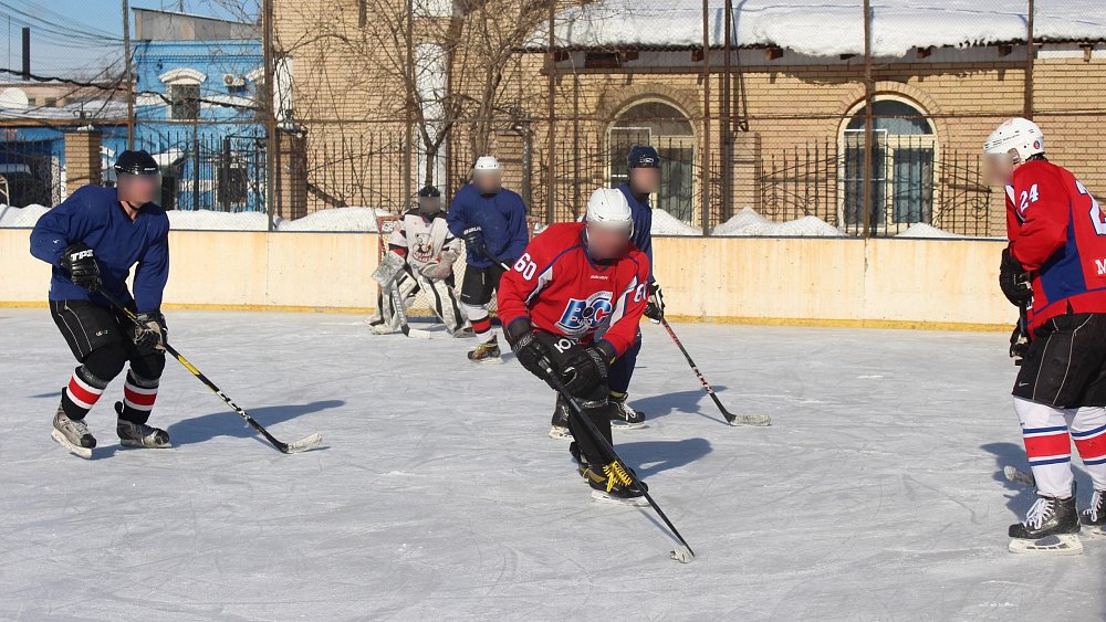 В Челябинской области осужденные ИК № 6 обыграли в хоккей приглашенную команду