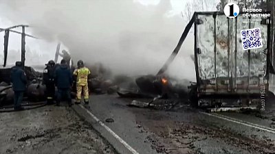 На трассе «Москва-Челябинск» столкнулись и вспыхнули два грузовика