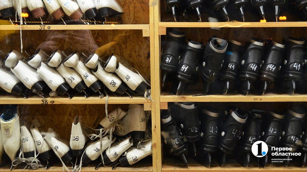 В Челябинске начали закрывать ледовые катки