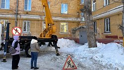 Власти Челябинска организовали очередной рейд по расчистке снега и сосулек с крыш