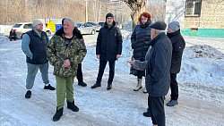 Власти Челябинска организовали очередной рейд по расчистке снега и сосулек с крыш