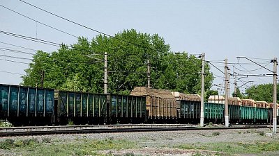 С начала 2024 года погрузка химикатов и соды на ЮУЖД выросла на 20%