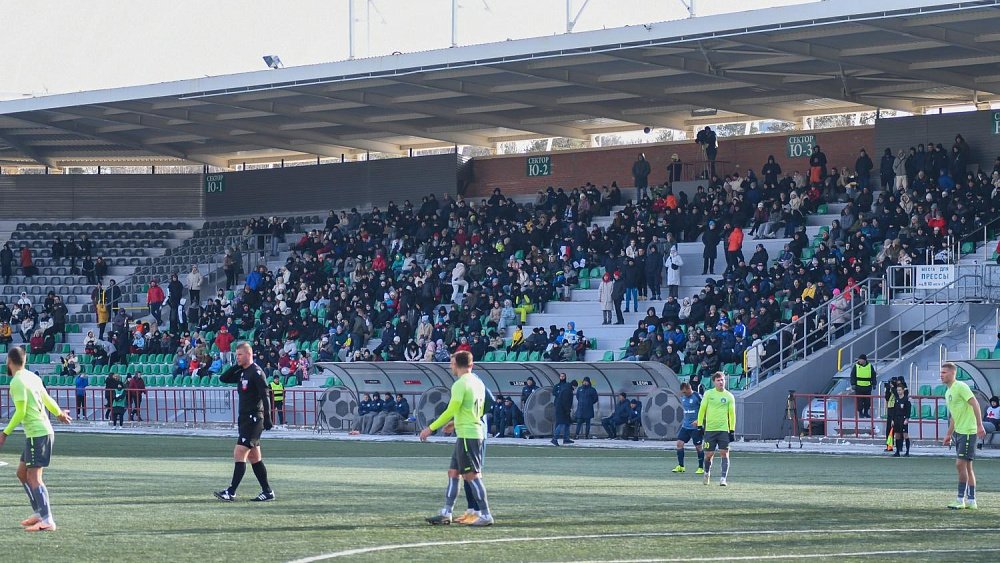 Матч футбольного клуба «Челябинск» вошел в число самых посещаемых во Второй лиге