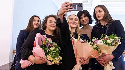 Ирина Текслер пригласила дзюдоисток Челябинской области в театр