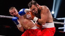 Боксер Константин Пономарев выиграл «Битву на Урале» в Челябинске