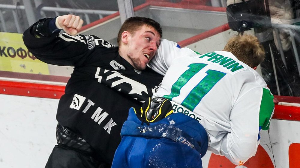 Хоккеисты «Трактора» уступили «Салавату Юлаеву» в четвертом матче серии Кубка Гагарина