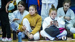 В дзюдо один шанс может изменить все — фоторепортаж с детского турнира в Челябинске