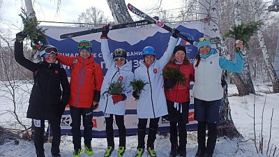 Магнитогорские спортсменки выиграли командную гонку по ски‑альпинизму