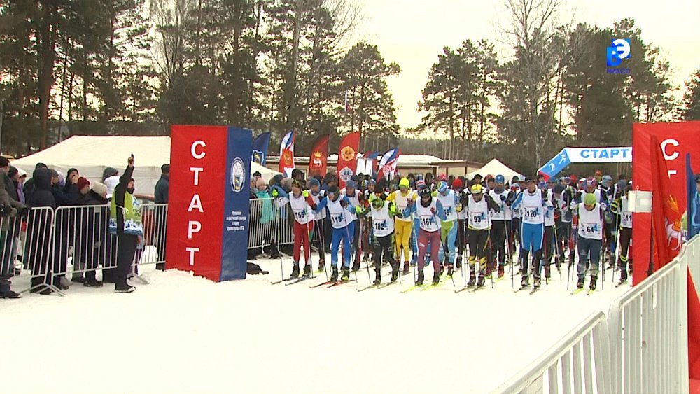 В Миассе состоялся юбилейный лыжный марафон