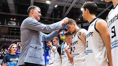 Баскетбольный клуб «Металлург» выиграл регулярный чемпионат Высшей лиги