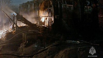 В деревне под Челябинском мужчина погиб на пожаре в частном доме