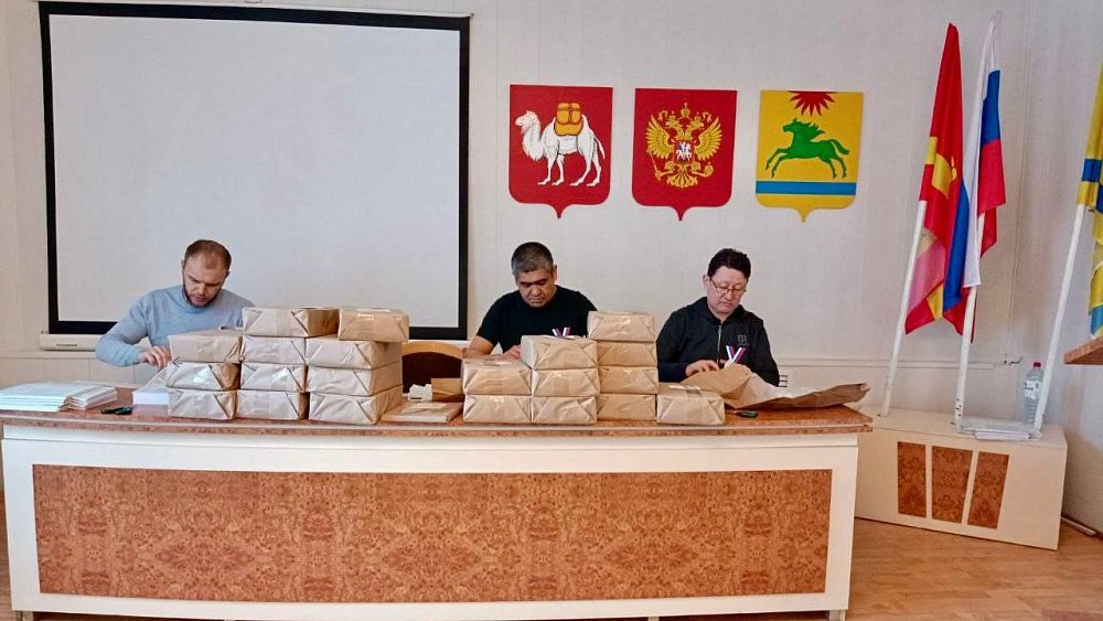 Участковые избирательные комиссии получают бюллетени