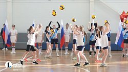 Алексей Текслер открыл физкультурно-оздоровительный комплекс в Долгодеревенском