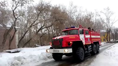 В Копейске пожар начался в подъезде многоквартирного дома