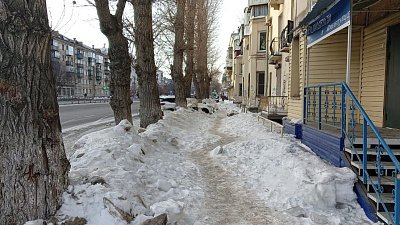 Подрядчиков оштрафовали на 1,5 млн рублей за наледь на тротуарах в Челябинске