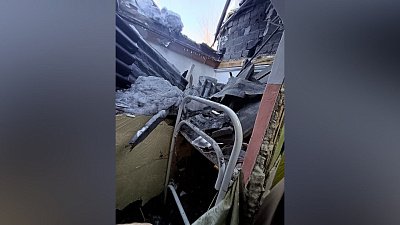 В Челябинске обрушилась крыша социального центра В Челябинске обрушилась крыша социального центра