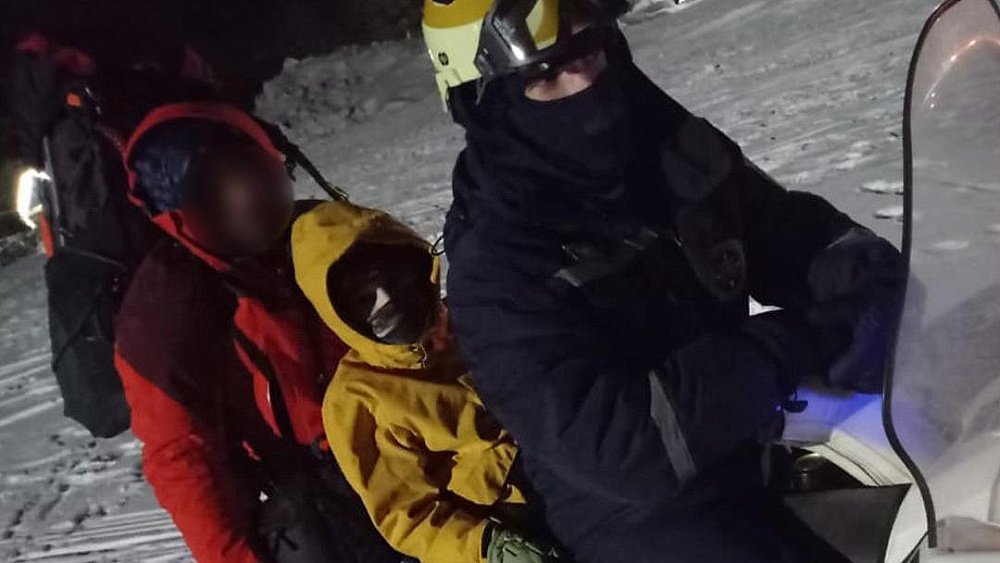 Спасатели эвакуировали с Таганая обварившегося кипятком ребенка