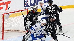 Хоккейный клуб «Трактор» в третий раз подряд выиграл у московского «Динамо»