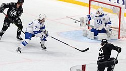 Хоккейный клуб «Трактор» в третий раз подряд выиграл у московского «Динамо»