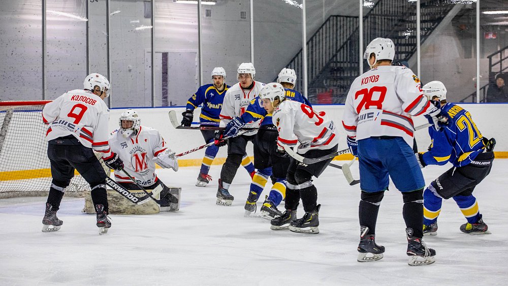 Два челябинских клуба вышли в «Финал восьми» Студенческой хоккейной лиги