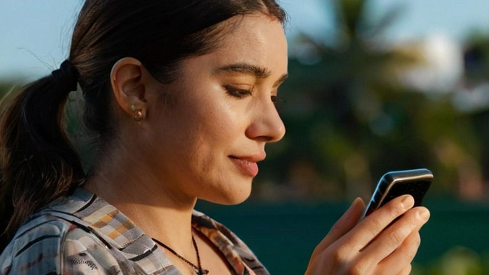 Как смартфон портит внешность