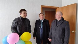 48 сирот получили жилье в новом доме под Магнитогорском