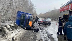 Водитель иномарки пострадал в ДТП с грузовиком и «Ладой» в Челябинске