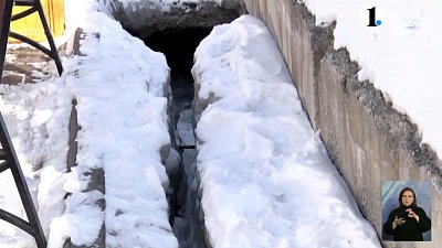 В Челябинске очистят ливневки и помоют остановки