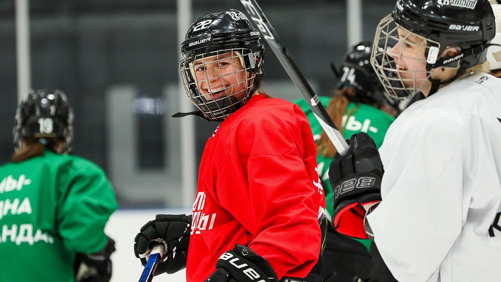 Челябинский клуб «Белые медведицы» ищет талантливых хоккеисток в команду
