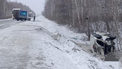 На трассе Челябинск — Троицк минивэн столкнулся с «Газелью»
