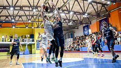 Баскетбольное южноуральское дерби: «Челбаскет» победил, «Металлург» не проиграл