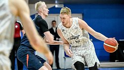 Баскетбольное южноуральское дерби: «Челбаскет» победил, «Металлург» не проиграл