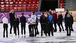 Александра Трусова и Этери Тутберидзе дали мастер‑класс юным челябинским фигуристам