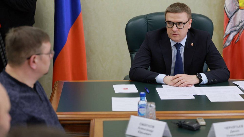 Дорогу в поселке под Челябинском отремонтируют осенью