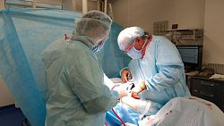 Челябинске врачи поставили на ноги пациента с тяжелой патологией