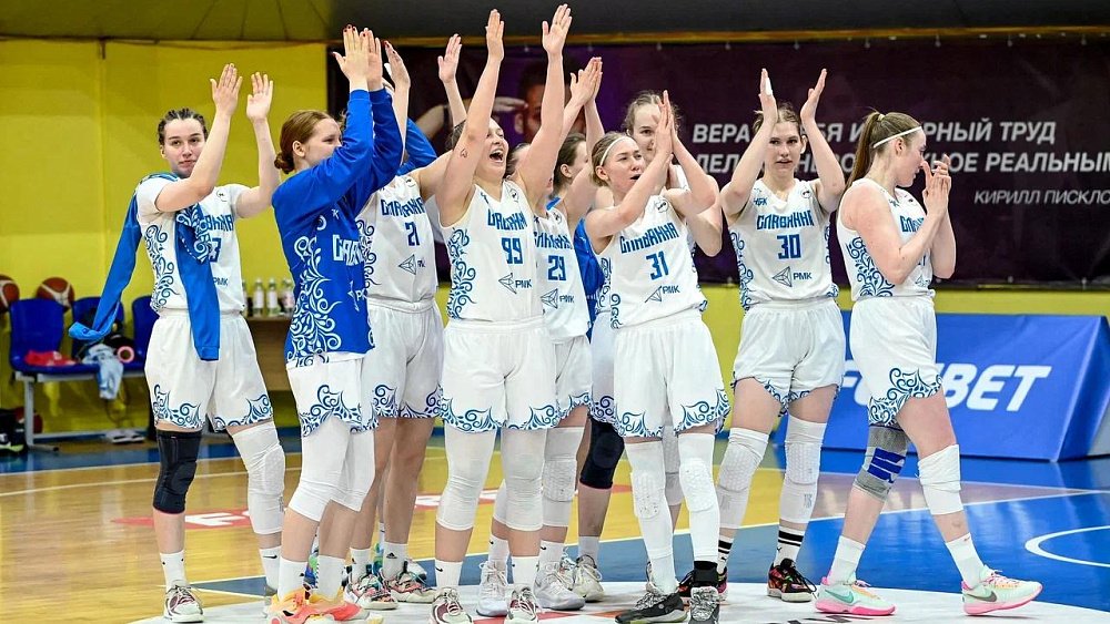 Баскетболистки «Славянки» вышли в полуфинал Высшей лиги