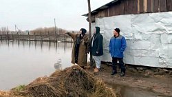 Ирина Текслер посетила пострадавший от подтопления Нагайбакский район