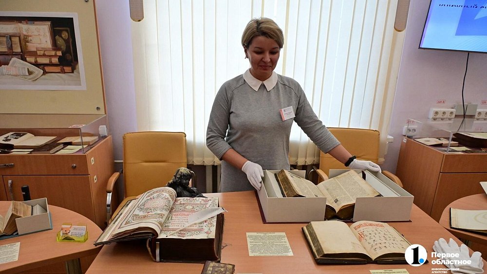 Челябинцев научат делать книжные переплеты