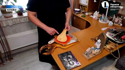 Жительница Копейска создает предметы интерьера из хлама