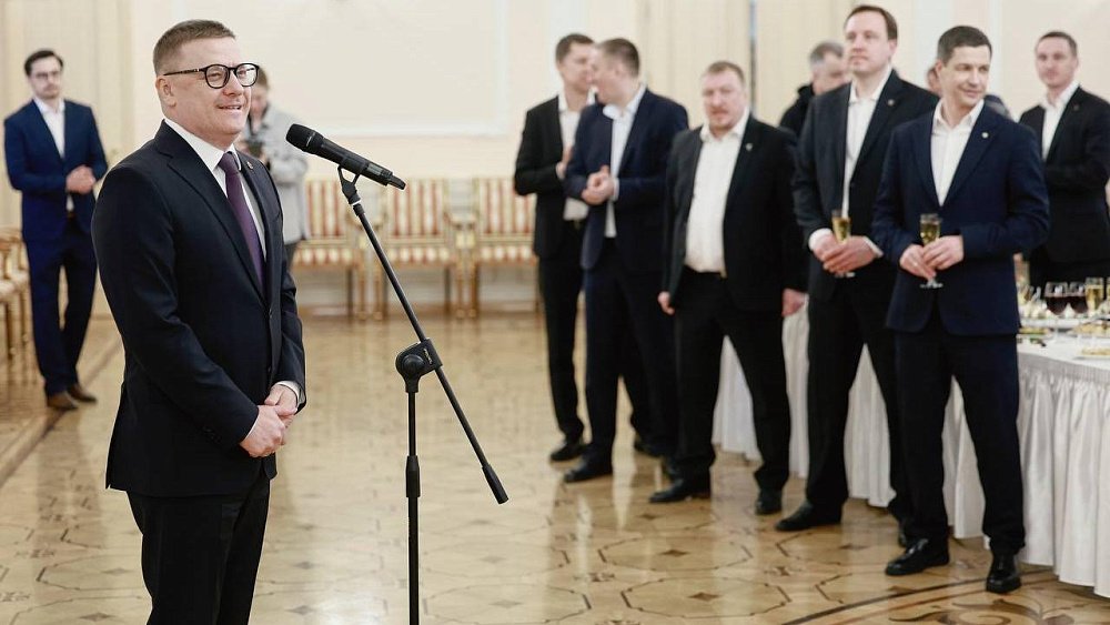 Алексей Текслер назвал успешным выступление хоккейного клуба «Трактор» в сезоне‑2023/2024