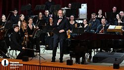 Денис Мацуев выступил с симфоническим оркестром в Озерске