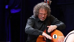 Денис Мацуев взял челябинцев в музыкальное путешествие «От классики до джаза»